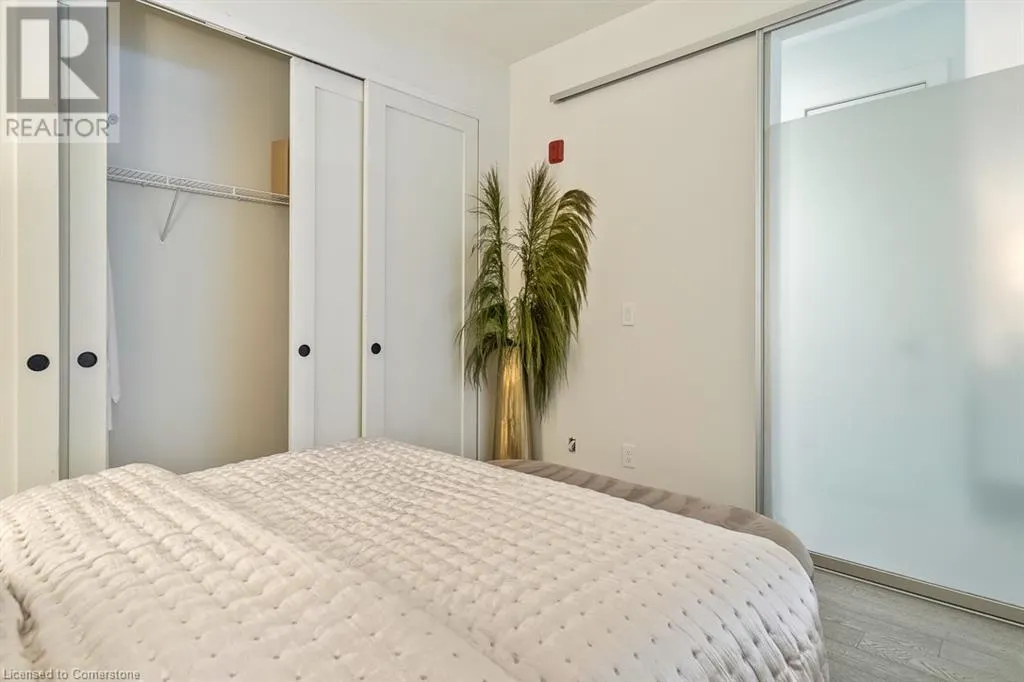 123 MAURICE Drive Unit# 105, #105