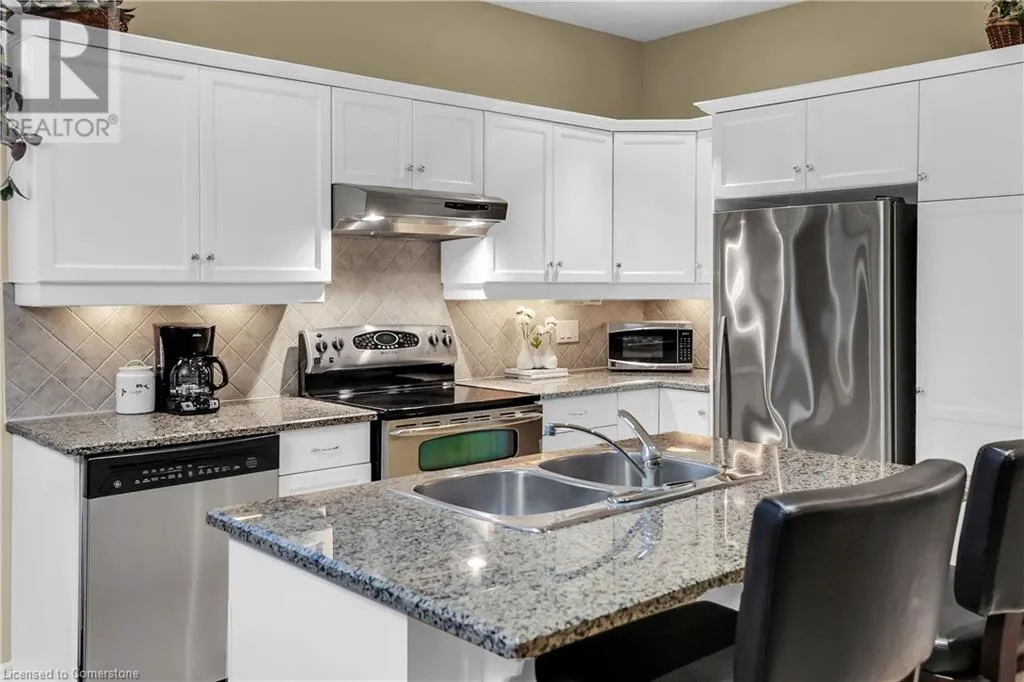 8 MUSCAT Drive Unit# 4, #4