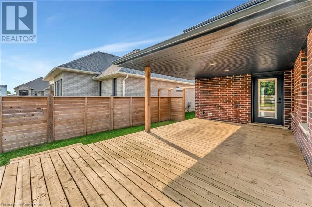 4 LIVINGSTON Drive