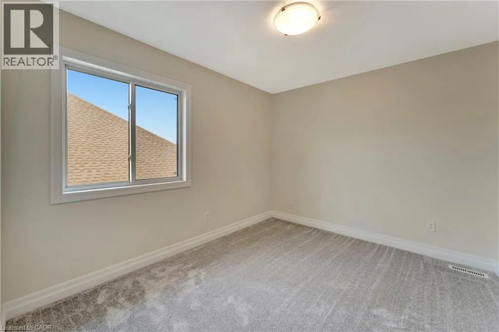 4 LIVINGSTON Drive