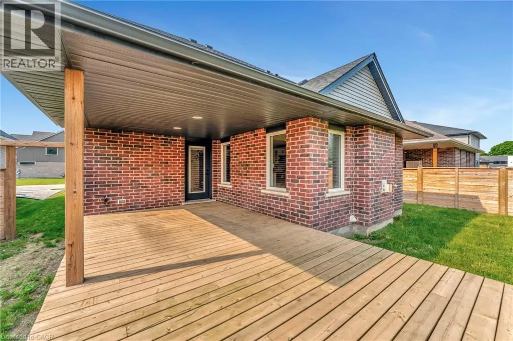 4 LIVINGSTON Drive