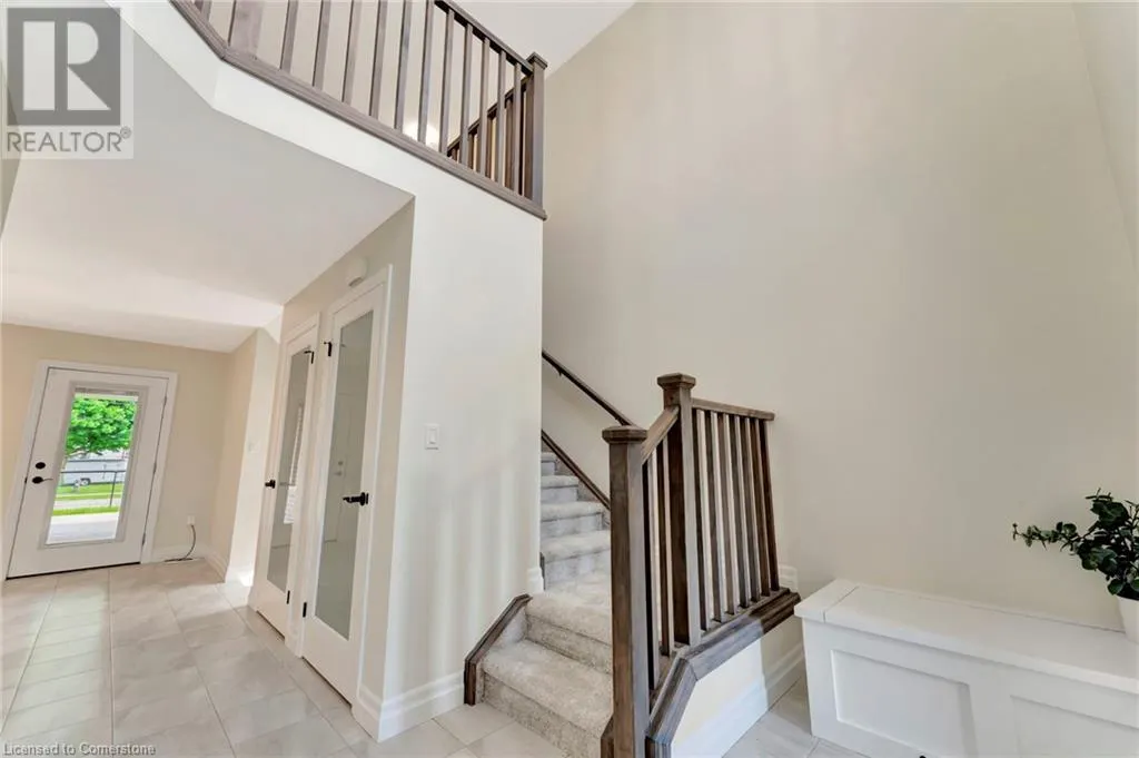 4 LIVINGSTON Drive