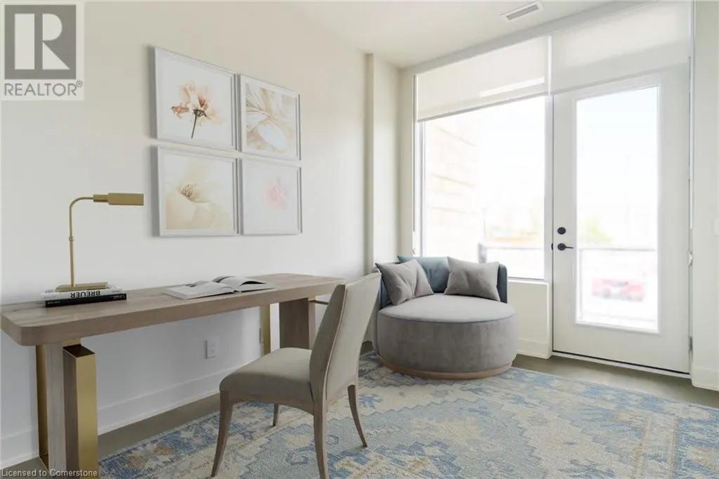 123 MAURICE Drive Unit# 104, #104