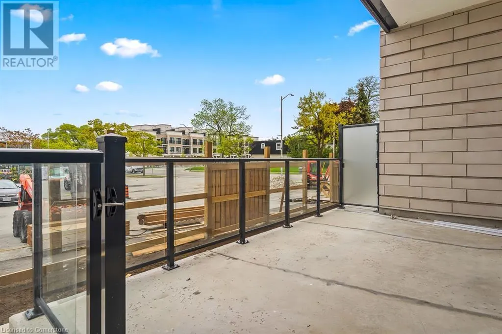 123 MAURICE Drive Unit# 104, #104