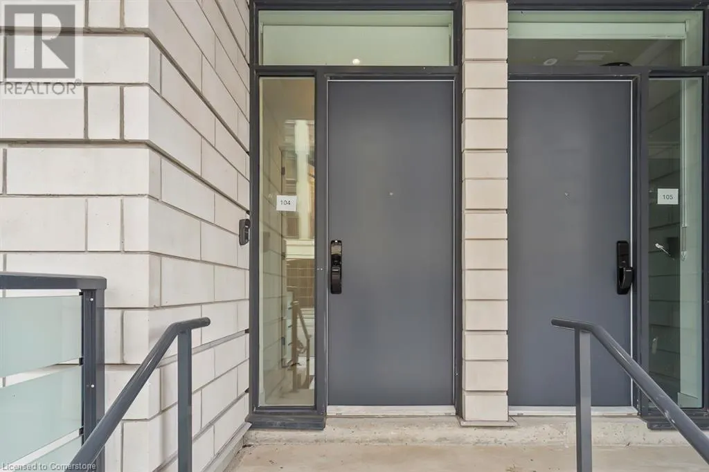 123 MAURICE Drive Unit# 104, #104