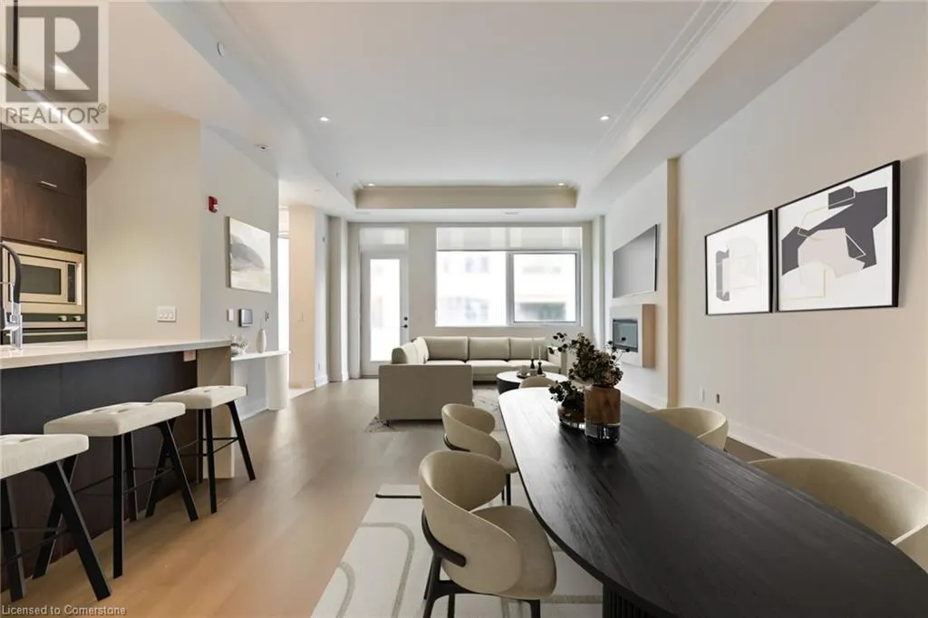 123 MAURICE Drive Unit# 104, #104