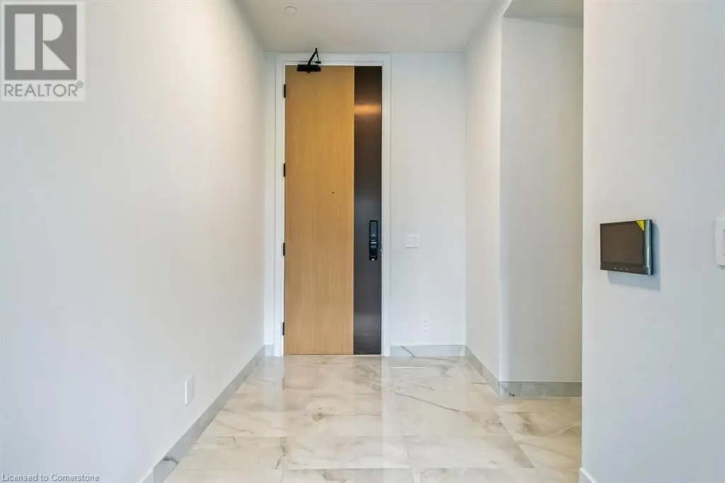 123 MAURICE Drive Unit# 201, #201