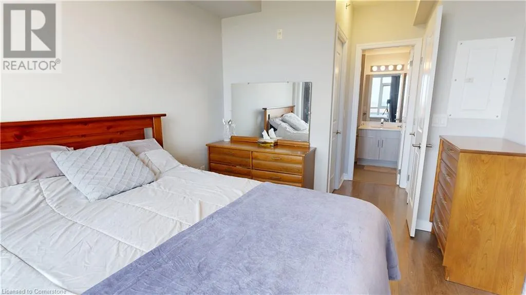 560 NORTH SERVICE Road Unit# 304, #304