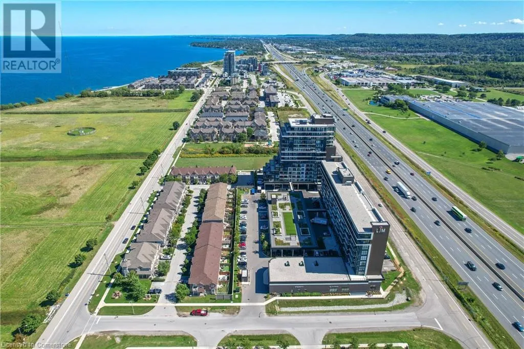 560 NORTH SERVICE Road Unit# 304, #304