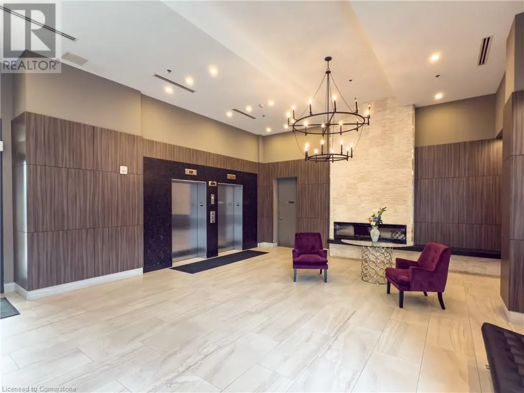 560 NORTH SERVICE Road Unit# 304, #304