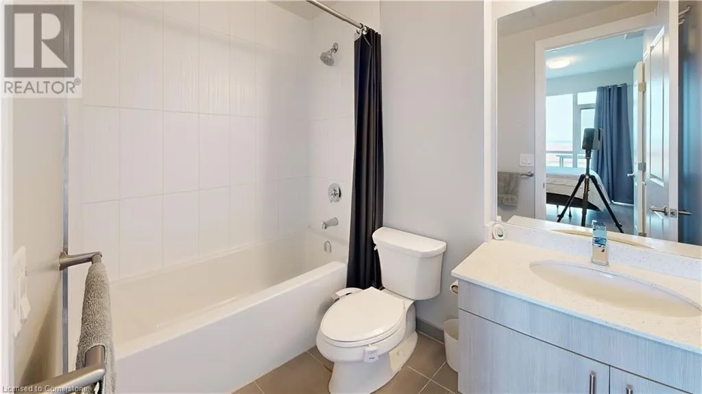 560 NORTH SERVICE Road Unit# 304, #304