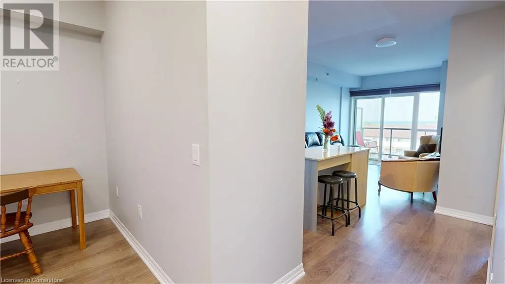 560 NORTH SERVICE Road Unit# 304, #304