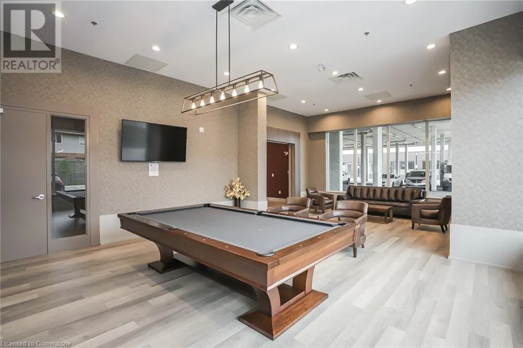 560 NORTH SERVICE Road Unit# 304, #304
