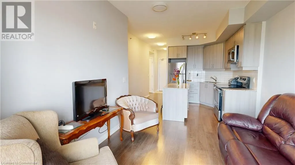 560 NORTH SERVICE Road Unit# 304, #304