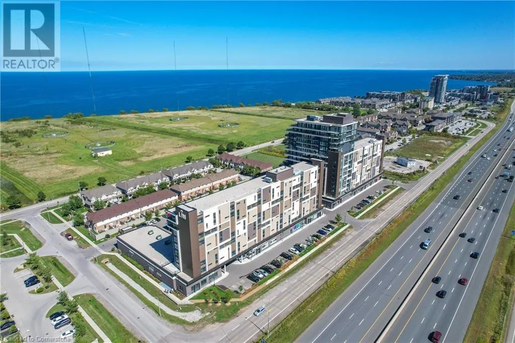 560 NORTH SERVICE Road Unit# 304, #304