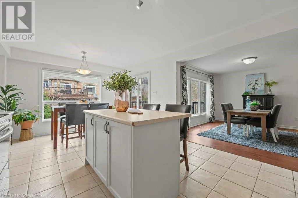 36 RAY Crescent