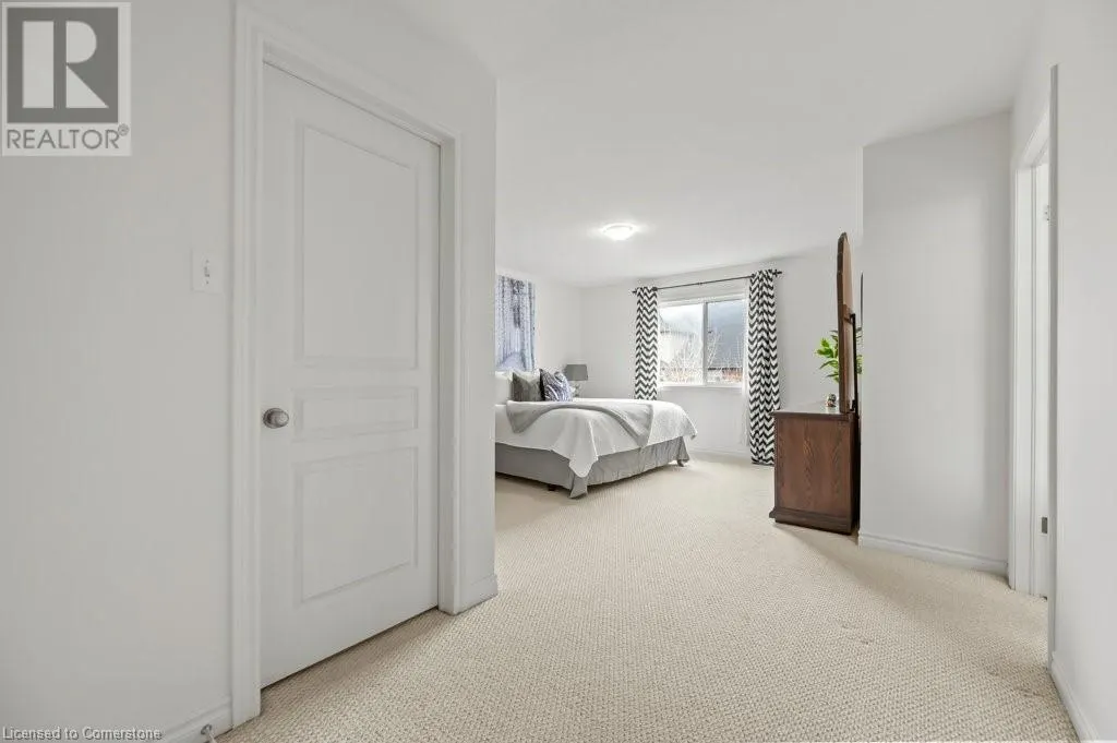 36 RAY Crescent