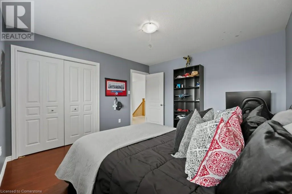 36 RAY Crescent