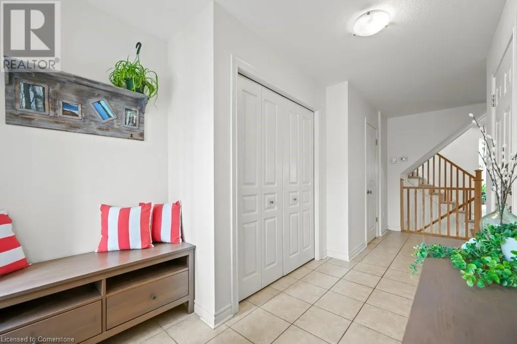 36 RAY Crescent