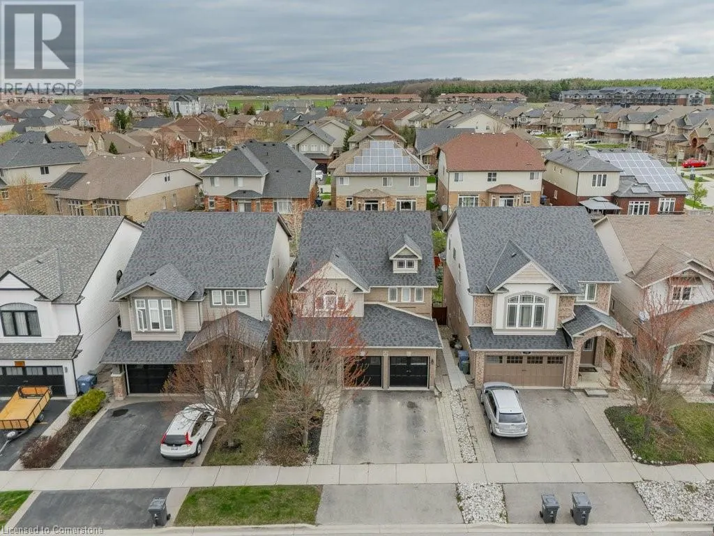 36 RAY Crescent