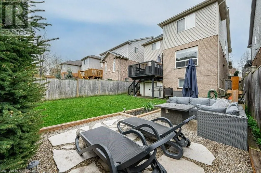 36 RAY Crescent