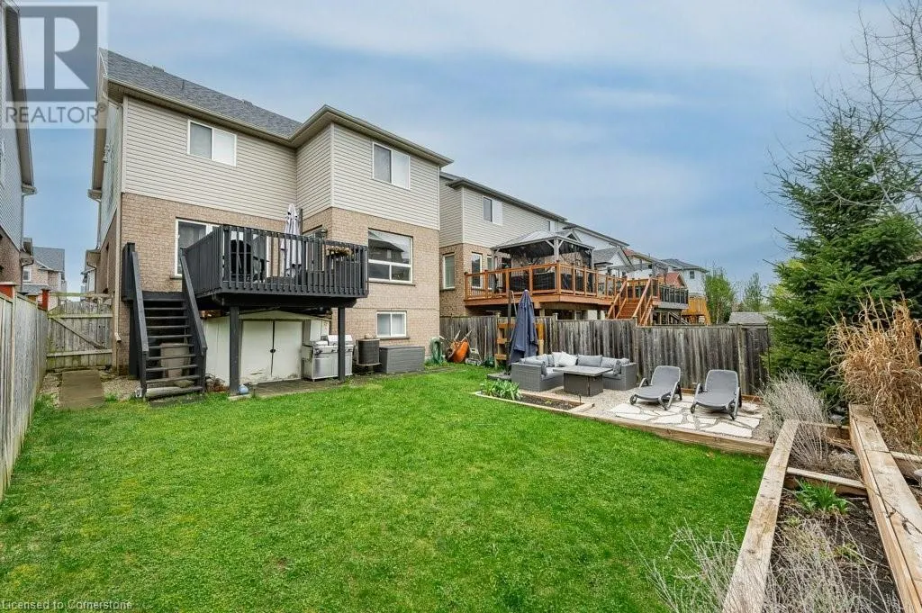36 RAY Crescent