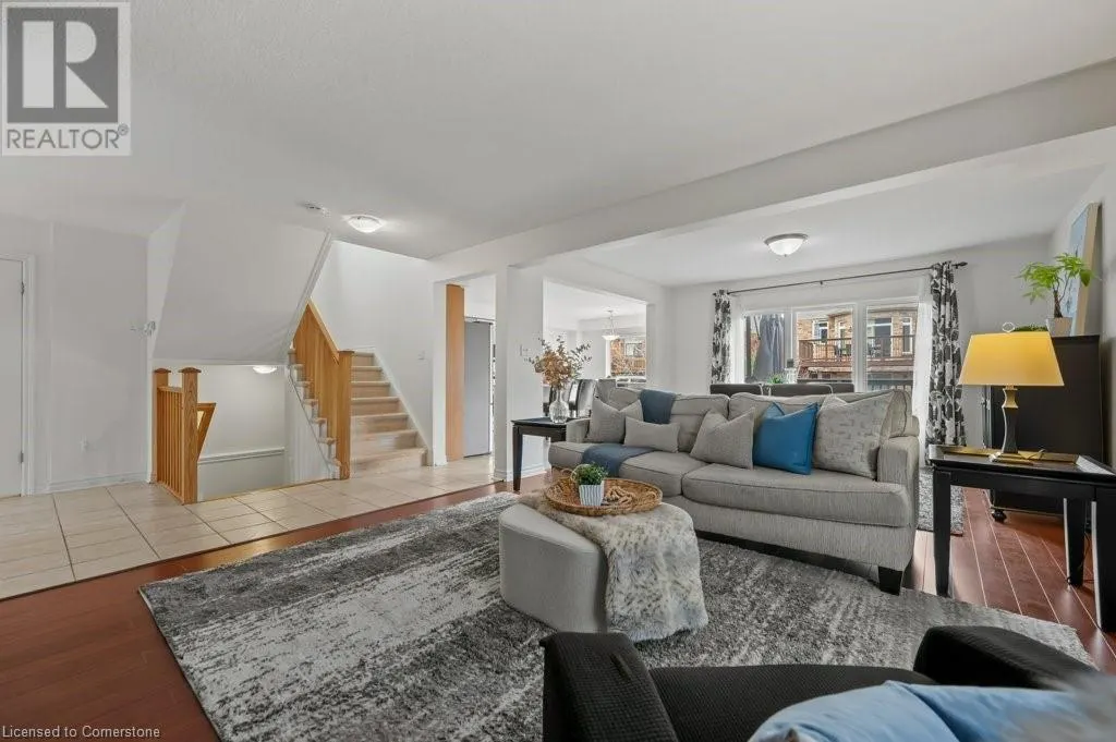 36 RAY Crescent