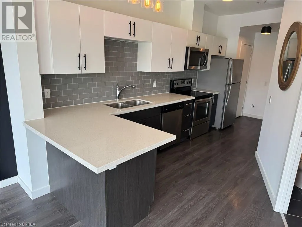 690 KING Street W Unit# 406, #406