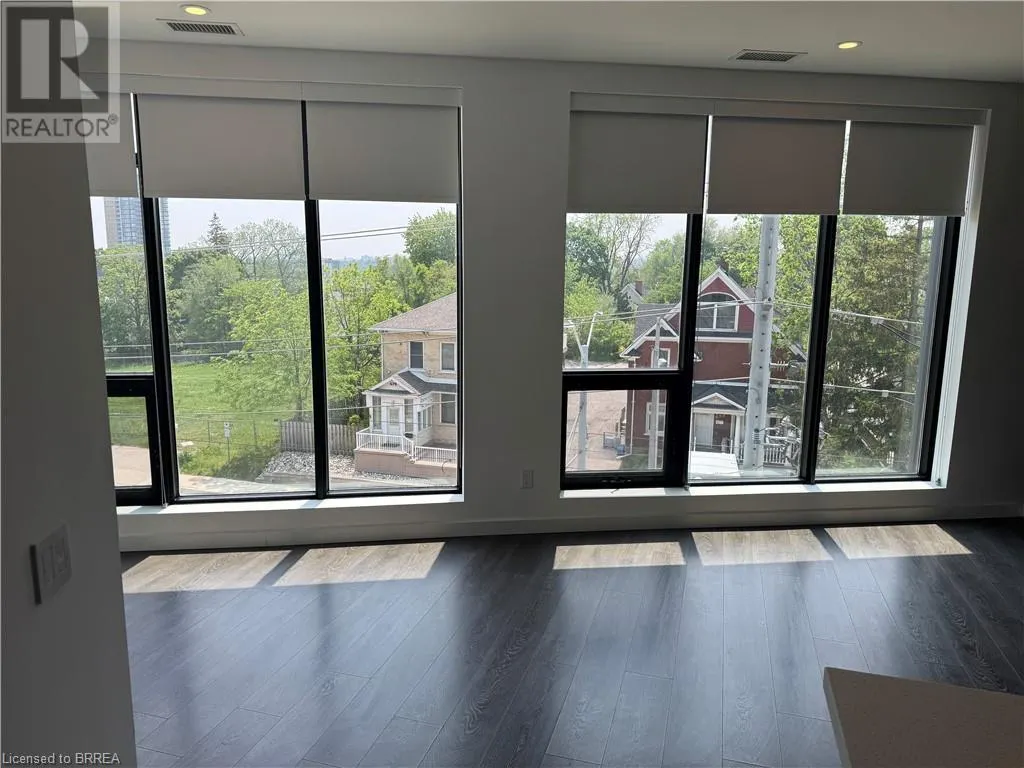 690 KING Street W Unit# 406, #406
