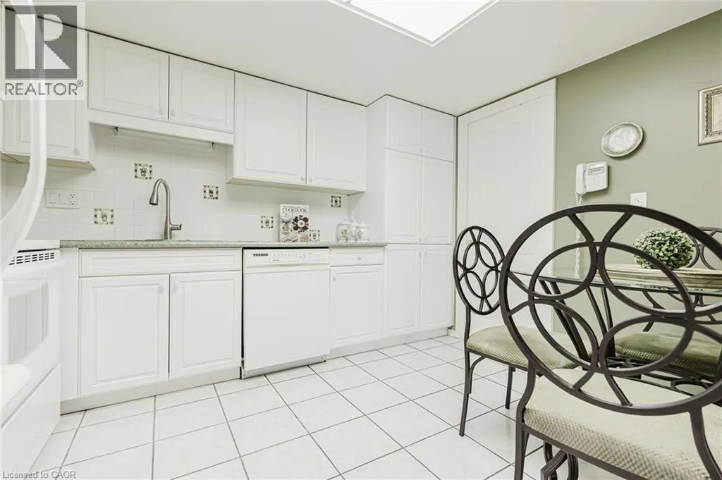 1230 MARLBOROUGH Court Unit# 210, #210