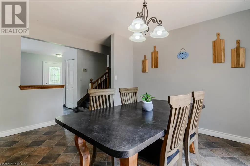 936 WINDHAM 11 Road