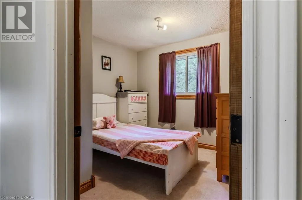 936 WINDHAM 11 Road
