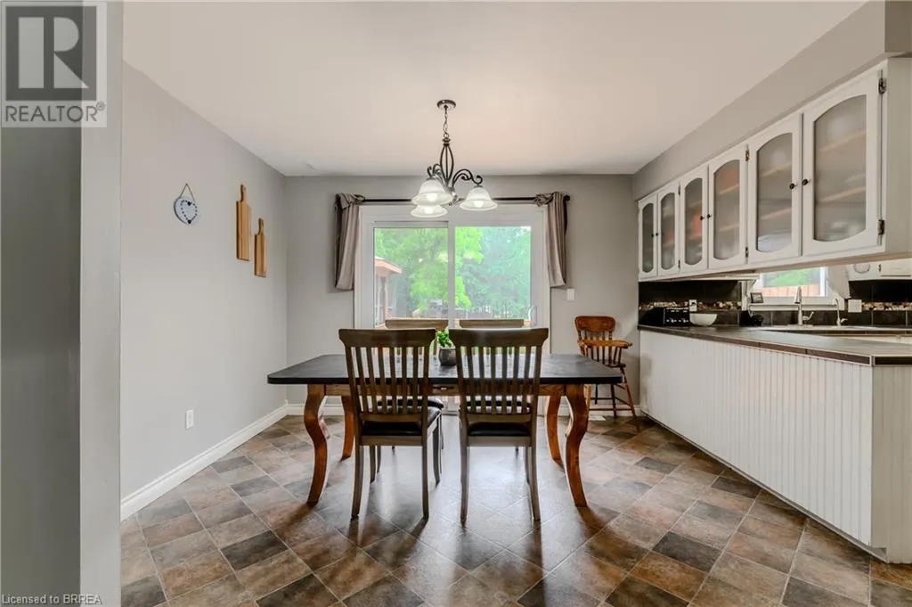 936 WINDHAM 11 Road