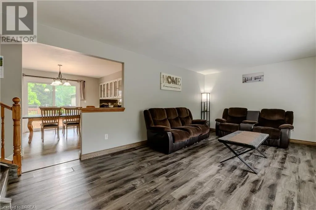 936 WINDHAM 11 Road