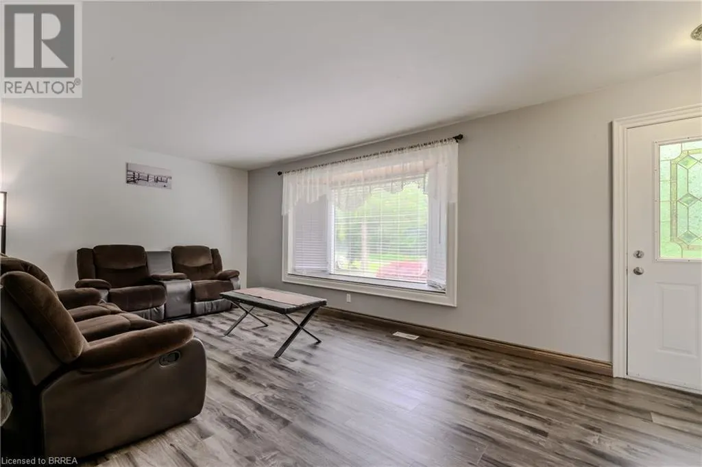 936 WINDHAM 11 Road