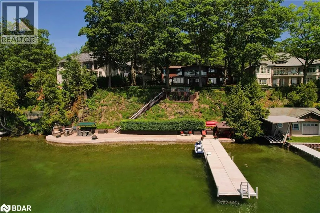 13 GEORGINA Drive