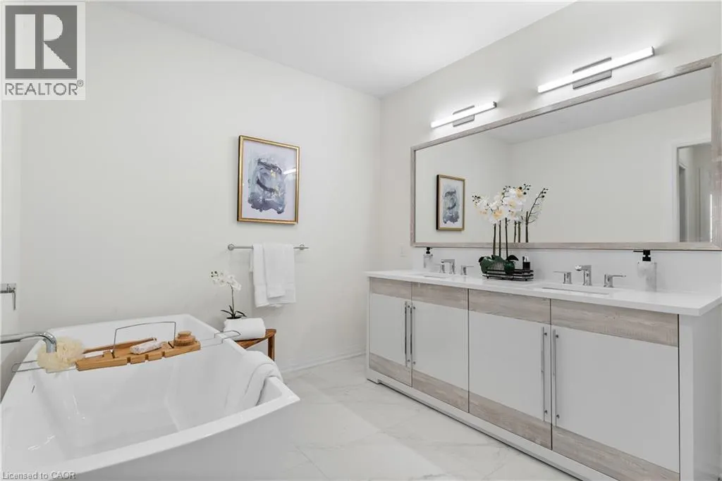 6523 WELLINGTON 7 Road Unit# 32, #32