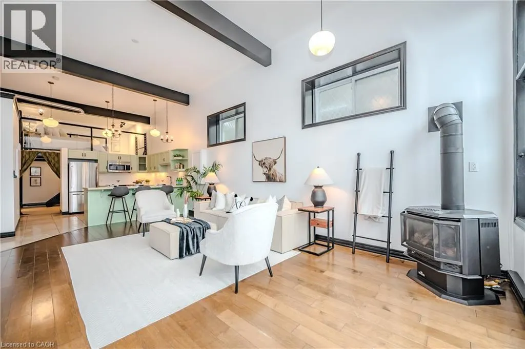 76B CARDIGAN Street