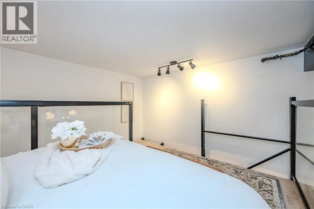 76B CARDIGAN Street