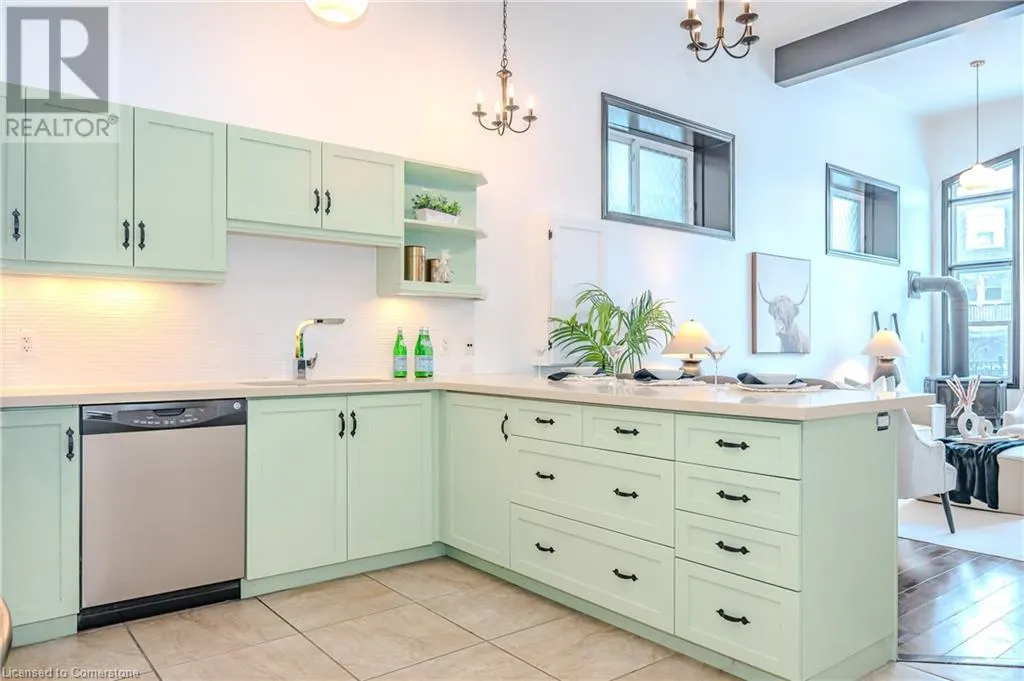 76B CARDIGAN Street