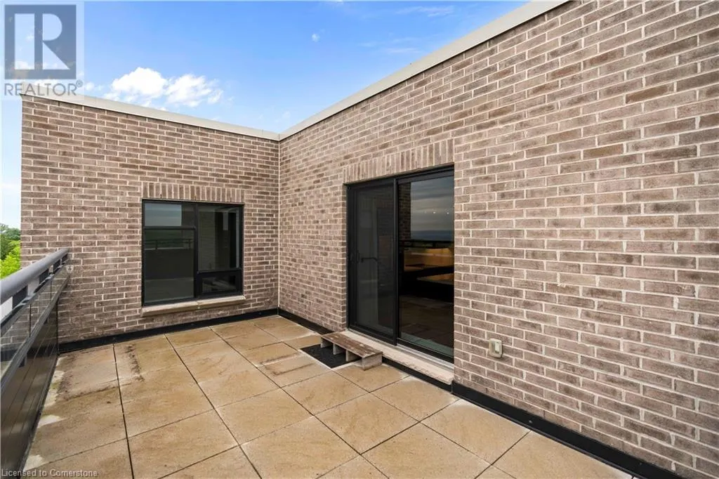 30 HAMILTON Street S Unit# 703, #703