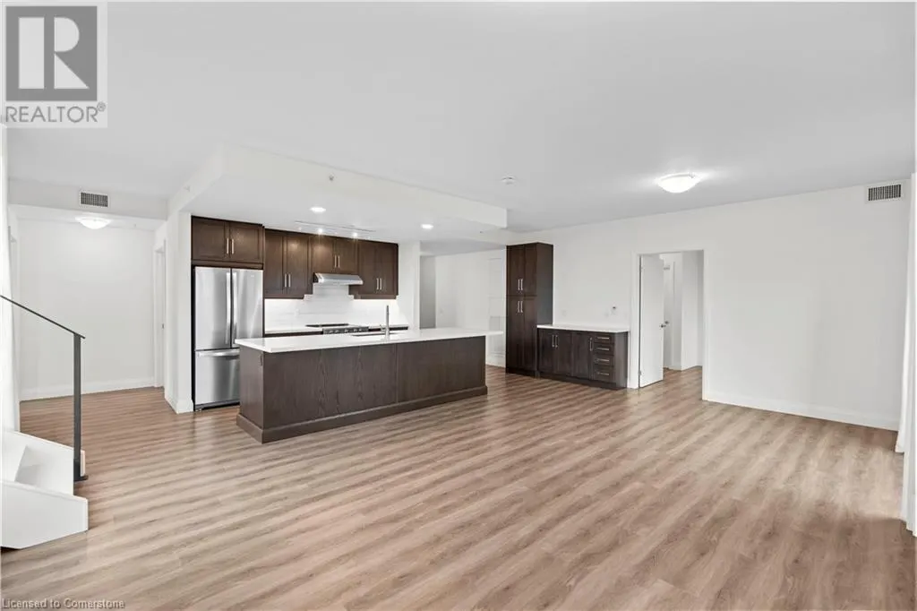 30 HAMILTON Street S Unit# 703, #703