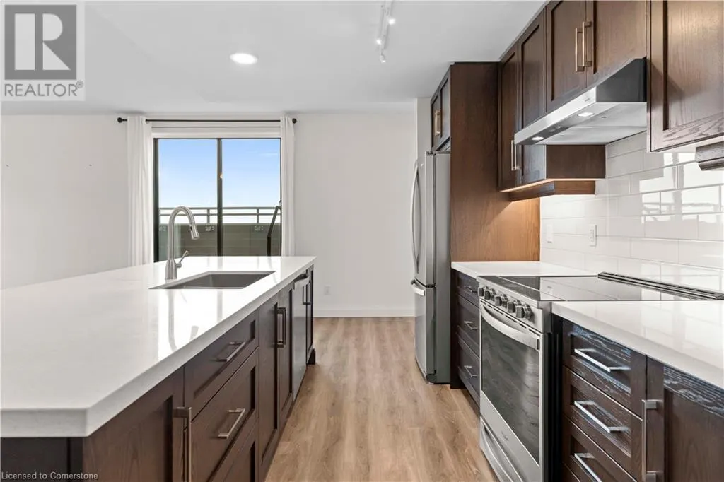 30 HAMILTON Street S Unit# 703, #703