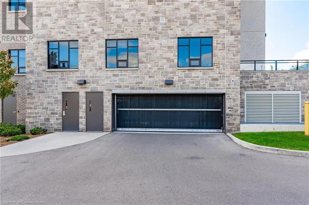 30 HAMILTON Street S Unit# 703, #703