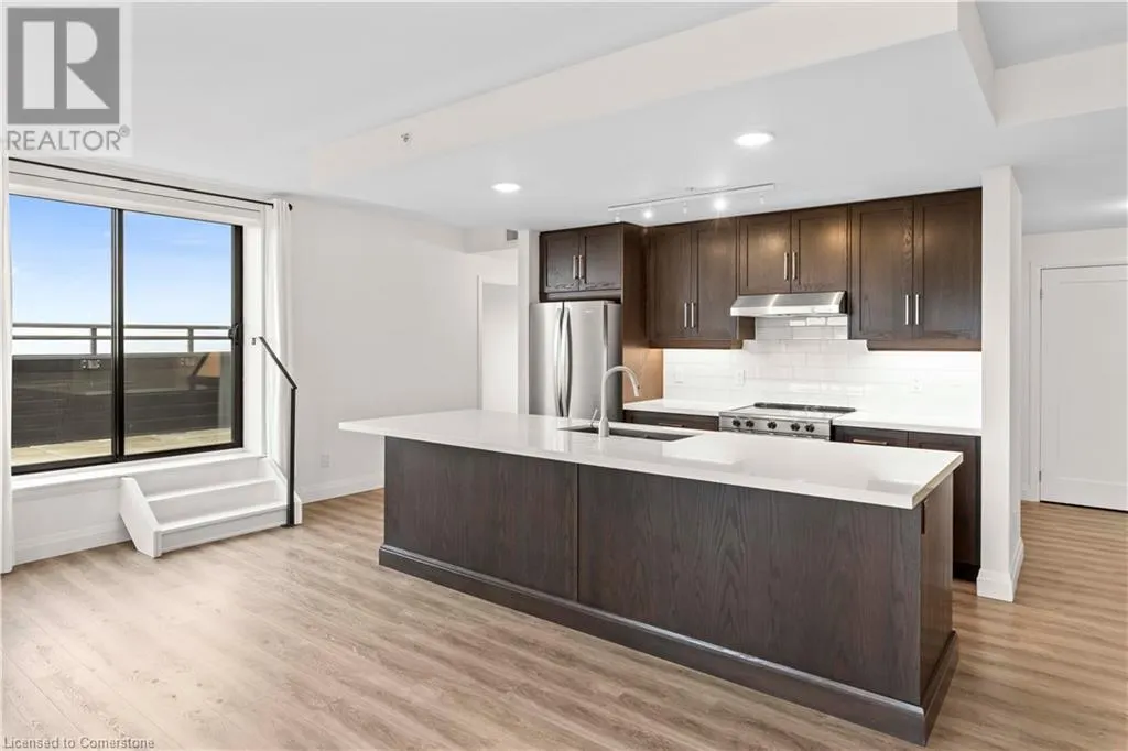 30 HAMILTON Street S Unit# 703, #703