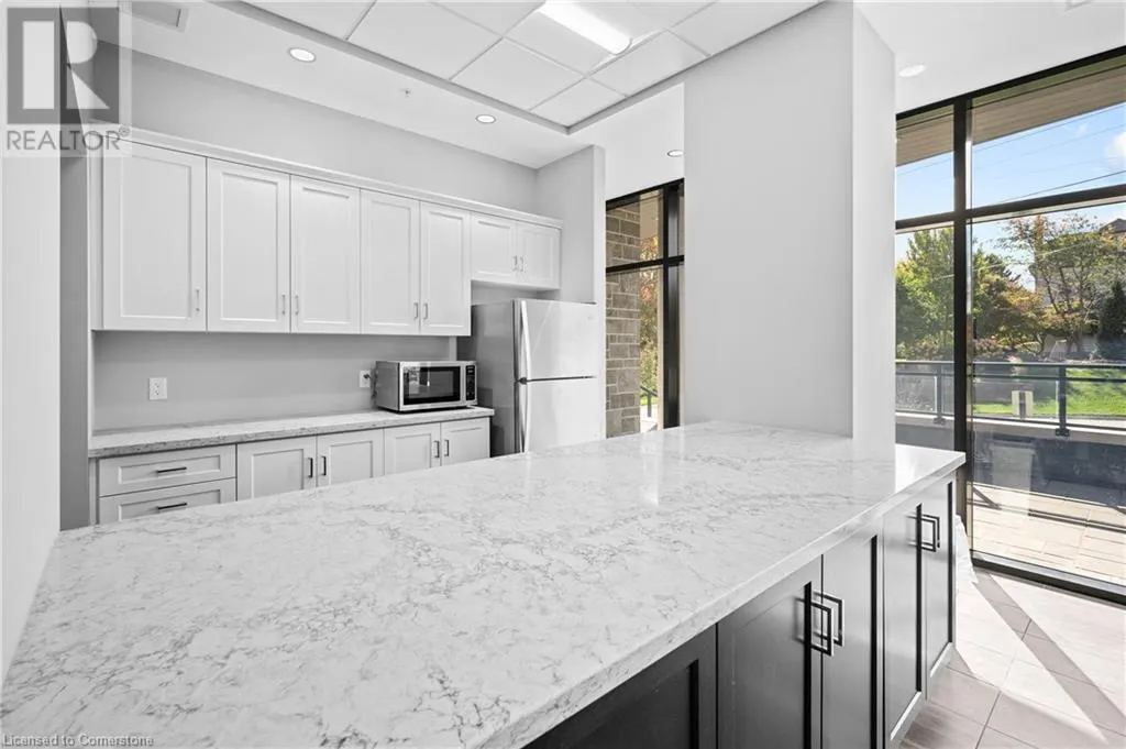 30 HAMILTON Street S Unit# 703, #703