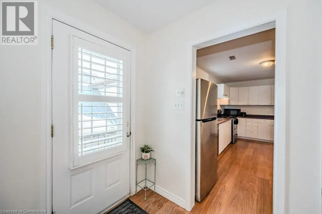 126 MAIN Street S
