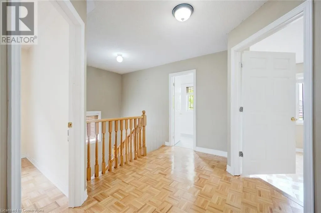 27 PUTNAM Drive