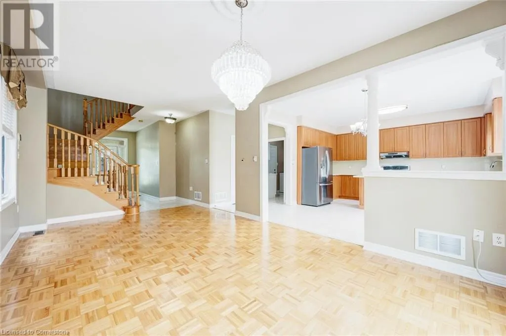 27 PUTNAM Drive