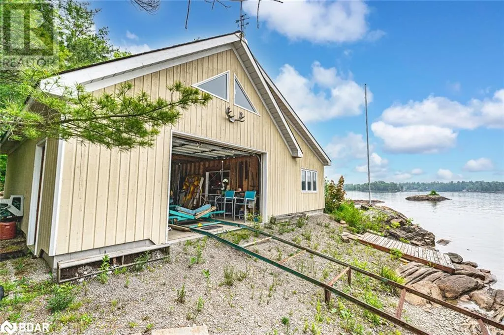 2 IS 880 GEORGIAN BAY